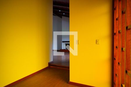 Hall de entrada  de casa à venda com 5 quartos, 290m² em Jardim Itu, Porto Alegre