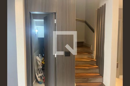 Sala de casa de condomínio à venda com 4 quartos, 273m² em Morumbi, São Paulo