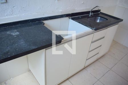 Cozinha de apartamento para alugar com 2 quartos, 90m² em Parque Sao Sebastiao, Ribeirão Preto