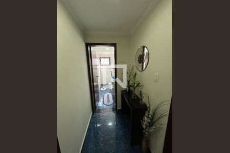 Corredor de casa à venda com 3 quartos, 212m² em Vila Humaita, Santo André