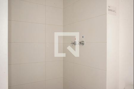 Banheiro da Suíte 1 de apartamento para alugar com 2 quartos, 75m² em Parque Imperial, São Paulo