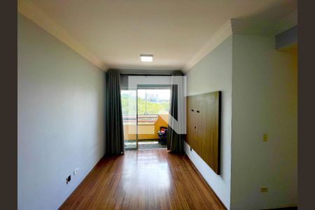 Sala de apartamento para alugar com 3 quartos, 79m² em C Brasil (jd P Dutra, Guarulhos