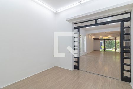 Sala 2 de casa à venda com 5 quartos, 300m² em Indianópolis, São Paulo