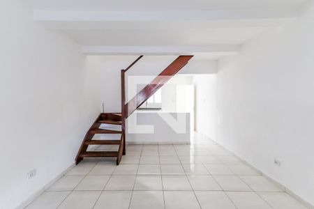 Casa para alugar com 3 quartos, 120m² em Vila Butantã, São Paulo