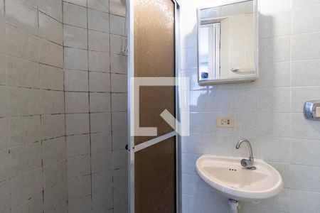 Banheiro Social de apartamento para alugar com 1 quarto, 25m² em Bigorrilho, Curitiba