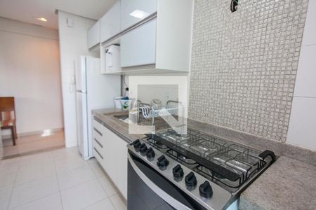 Cozinha de apartamento para alugar com 2 quartos, 70m² em Santa Mônica, Uberlândia