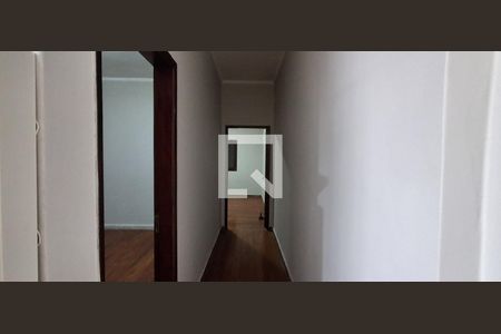 Corredor  de casa para alugar com 3 quartos, 113m² em Cerâmica, São Caetano do Sul