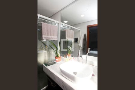 Banheiro de kitnet/studio para alugar com 1 quarto, 46m² em Centro Histórico, Porto Alegre