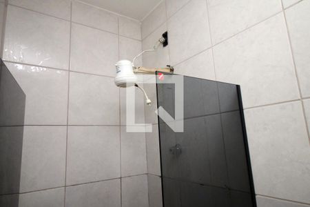 Banheiro de casa para alugar com 1 quarto, 70m² em Vista Alegre, Rio de Janeiro