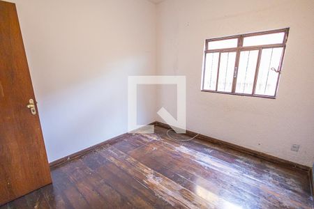 quarto 1 de casa para alugar com 5 quartos, 182m² em Glória, Belo Horizonte