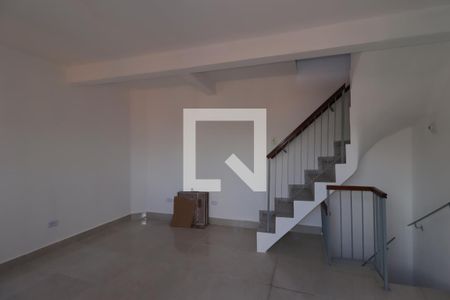 Sala de casa para alugar com 1 quarto, 25m² em Vila Palmares, Santo André