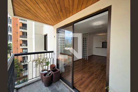 Varanda de apartamento para alugar com 3 quartos, 86m² em Itaim Bibi, São Paulo