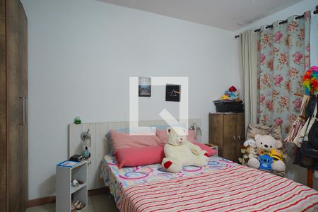 Quarto 1 de apartamento para alugar com 2 quartos, 40m² em Petrópolis, Porto Alegre