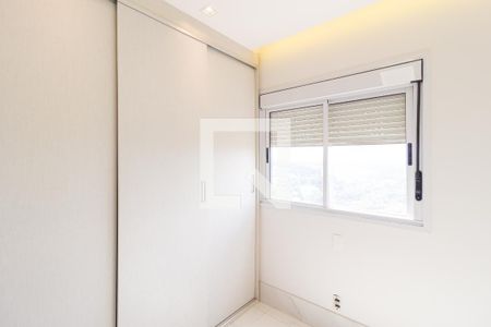 Quarto de apartamento à venda com 2 quartos, 77m² em Vila Pirajussara, Osasco