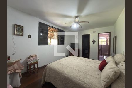 Casa à venda com 4 quartos, 380m² em Granja Vista Alegre, Contagem