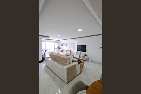 Sala de apartamento para alugar com 3 quartos, 232m² em Vila Tupi, Praia Grande