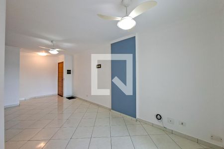 Sala de apartamento para alugar com 2 quartos, 82m² em Vila Tupi, Praia Grande