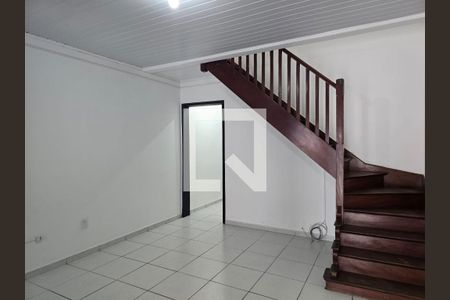 Sala  de casa à venda com 2 quartos, 100m² em Vila das Palmeiras, Guarulhos