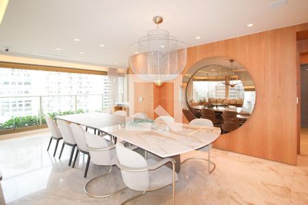 Sala de apartamento à venda com 3 quartos, 221m² em Indianópolis, São Paulo