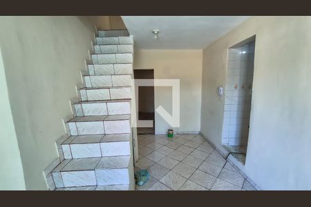 Sala  de casa para alugar com 3 quartos, 183m² em Brás de Pina, Rio de Janeiro