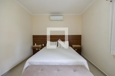 Suíte de casa de condomínio à venda com 3 quartos, 124m² em Parque Assuncao, Taboão da Serra