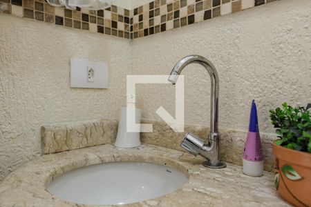 Lavabo de casa de condomínio à venda com 3 quartos, 124m² em Parque Assuncao, Taboão da Serra