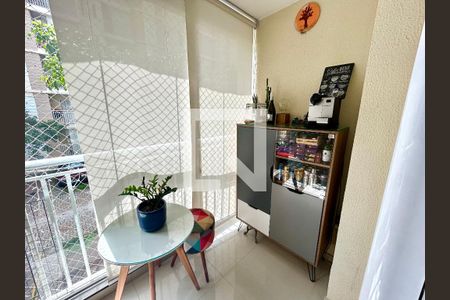 Apartamento à venda com 3 quartos, 61m² em Vila Endres, Guarulhos