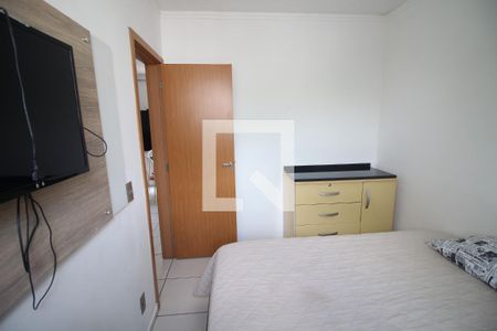 Quarto 1 de apartamento à venda com 2 quartos, 47m² em Califórnia, Contagem