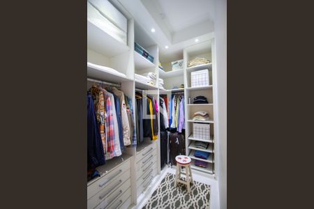 Closet  de casa de condomínio para alugar com 3 quartos, 170m² em Jardim Santa Catarina, Sorocaba