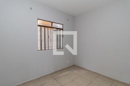 Quarto 1 de casa para alugar com 1 quarto, 40m² em Glória, Belo Horizonte