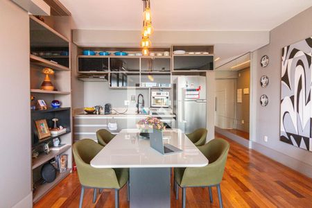 Sala/Cozinha de apartamento à venda com 1 quarto, 77m² em Vila Nova Conceição, São Paulo