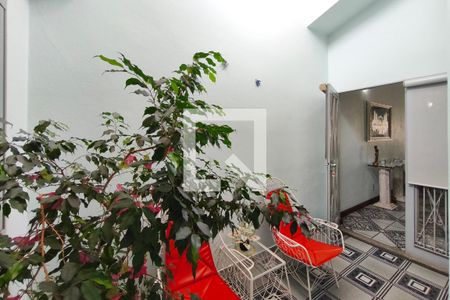 Área de Luz de casa à venda com 3 quartos, 231m² em Vila Carlito, Campinas