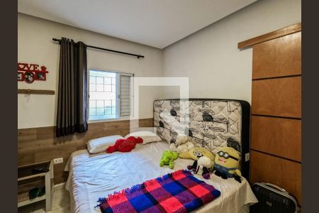 Casa à venda com 3 quartos, 350m² em Jardim Santo Elias, São Paulo