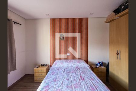 Casa à venda com 3 quartos, 350m² em Jardim Santo Elias, São Paulo