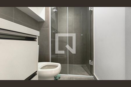 Banheiro de kitnet/studio para alugar com 1 quarto, 25m² em Vila Mariana, São Paulo