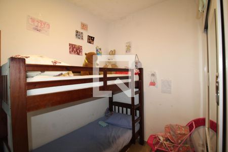 Quarto 1 de casa para alugar com 2 quartos, 80m² em Vila Vitorio Mazzei, São Paulo