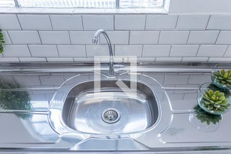 Sala e cozinha de casa para alugar com 1 quarto, 54m² em Vila Bonilha, São Paulo