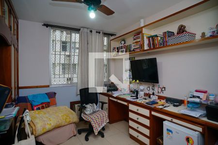 Quarto 2 de apartamento à venda com 3 quartos, 160m² em Icaraí, Niterói