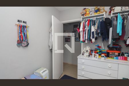 Quarto 2 de apartamento para alugar com 2 quartos, 50m² em Vila Constança, São Paulo