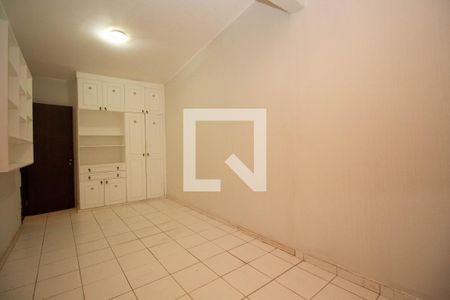 Quarto 2 de casa para alugar com 3 quartos, 100m² em Shigs 713, Brasília