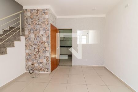 Sala de casa de condomínio para alugar com 2 quartos, 64m² em Parque Artur Alvim, São Paulo