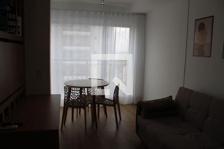 Sala de kitnet/studio para alugar com 1 quarto, 32m² em Paraíso, São Paulo