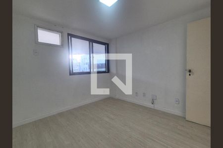 Quarto de apartamento à venda com 2 quartos, 120m² em Rcr Bandeirantes, Rio de Janeiro
