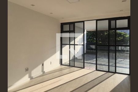 Sala de apartamento à venda com 2 quartos, 120m² em Rcr Bandeirantes, Rio de Janeiro