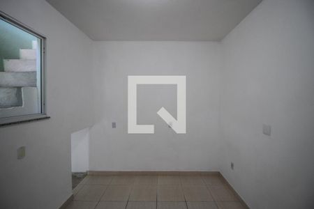 Quarto de casa para alugar com 1 quarto, 68m² em São Francisco de Assis, Belford Roxo