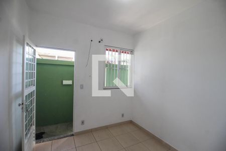 Sala de casa para alugar com 1 quarto, 68m² em São Francisco de Assis, Belford Roxo