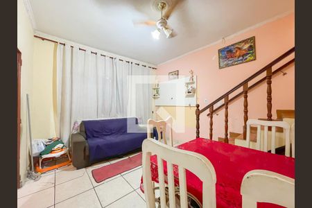 Sala de casa para alugar com 4 quartos, 250m² em Jardim Roberto, Osasco