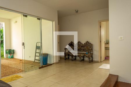 Sala de casa para alugar com 3 quartos, 441m² em Centro, Americana