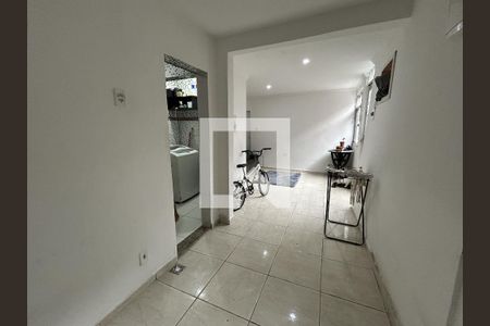 Sala de casa para alugar com 1 quarto, 50m² em Rocha Miranda, Rio de Janeiro