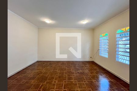 Sala de casa para alugar com 4 quartos, 311m² em Jardim Leonor, Campinas